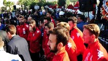 Samsunspor'un Hocası, Takım Otobüsünü Yoldan Çevirip Şehit Cenazesine Götürdü