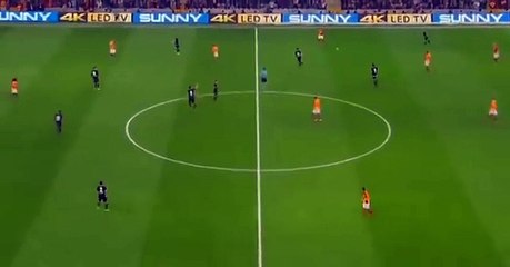 But de Bafé Gomis avec Galatasaray