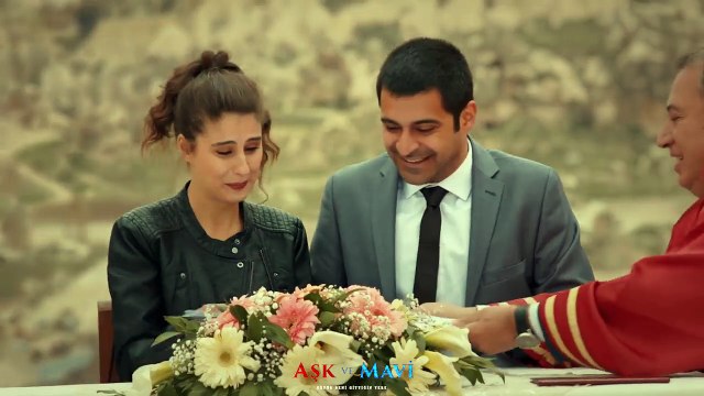 Aşk ve Mavi 24.Bölüm - İsmet ve Pembe Evleniyor