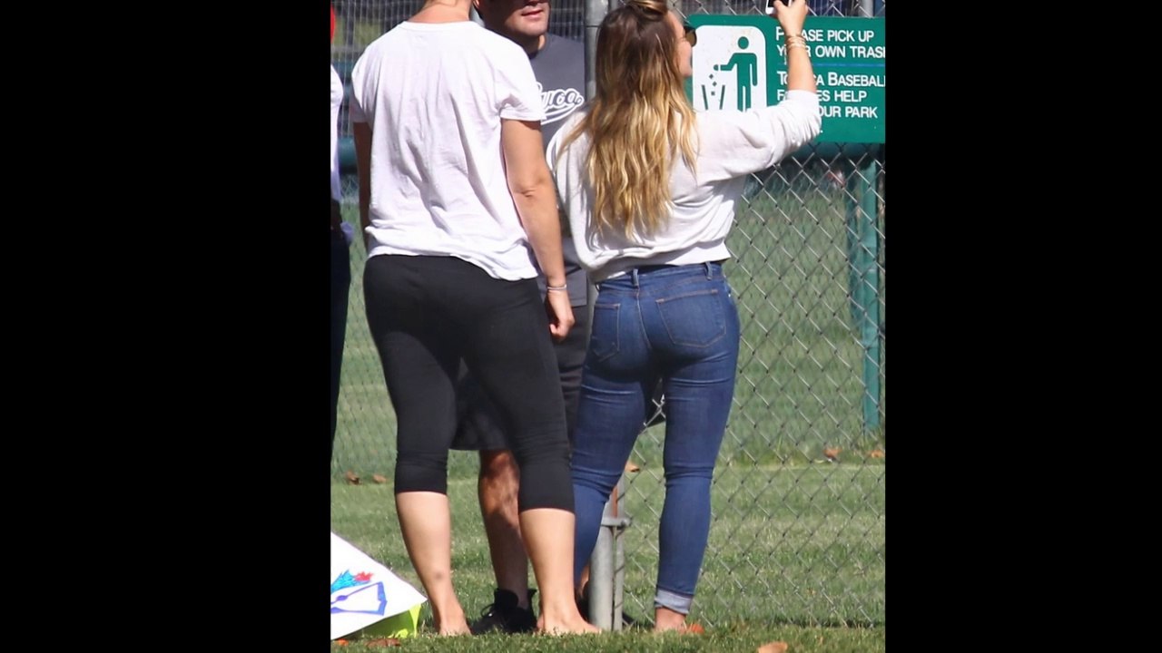 Hilary Duff Jeans Slideshow 3