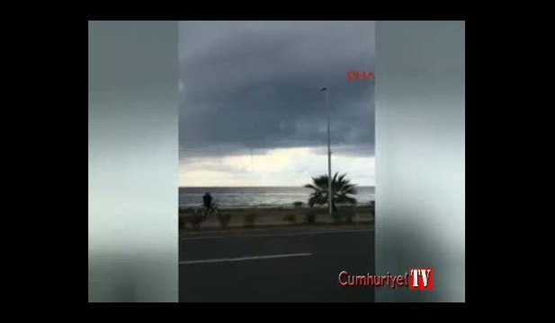 Alanya'da denizde hortum oluştu