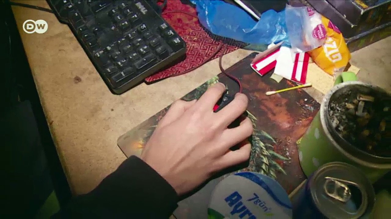 Ein Internetsüchtiger geht offline | Reporter