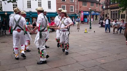 MORRIS DANCERS vid 18