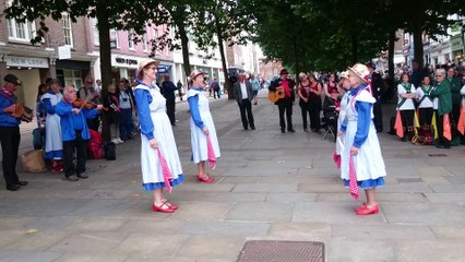 MORRIS DANCERS vid 21