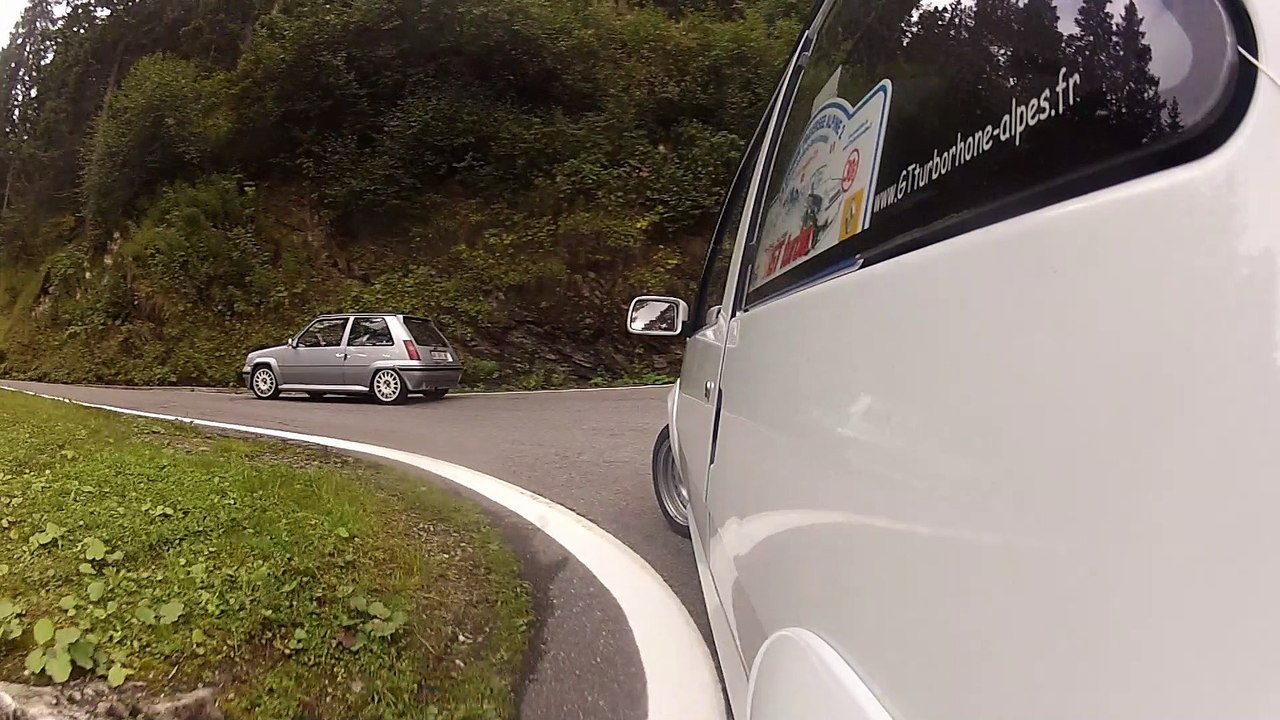 La grande traversée des Alpes - Suisse - Montée du Stelvio