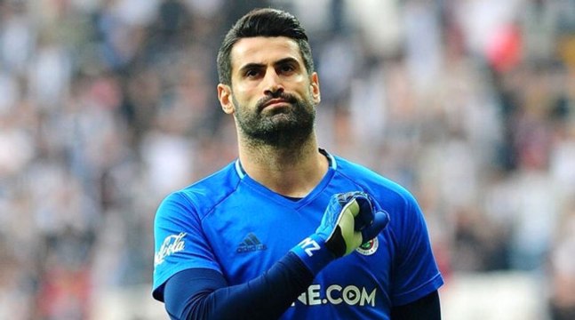 Fenerbahçe Kalecisi Volkan Demirel Kariyerinin 600'üncü Maçına Çıktı