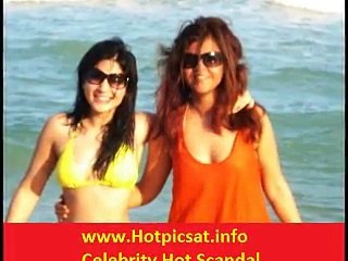 Hot Ayesha Omer Scandal