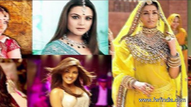 Sara Khan & Paras Chhabra's Hot Intimate Scene in Mid Summer Mid Night Mumbai Movie