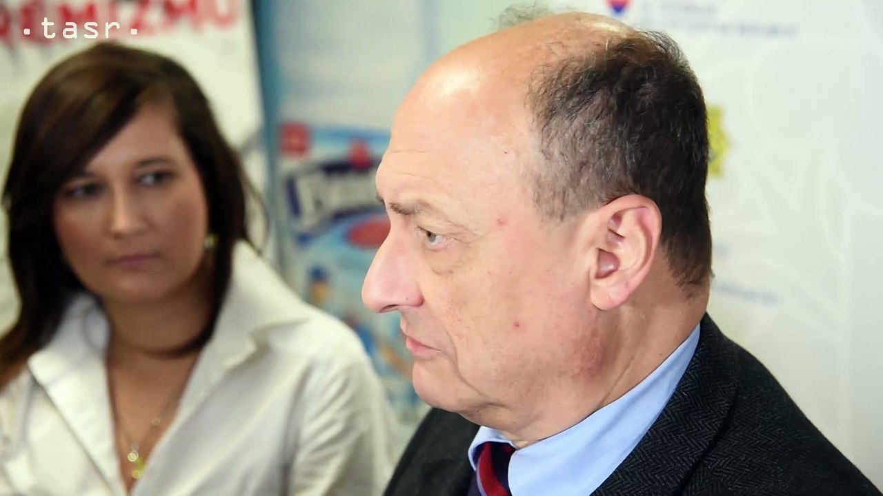 E. Bárány: Voľby zatiaľ prebiehajú pokojne a usporiadane