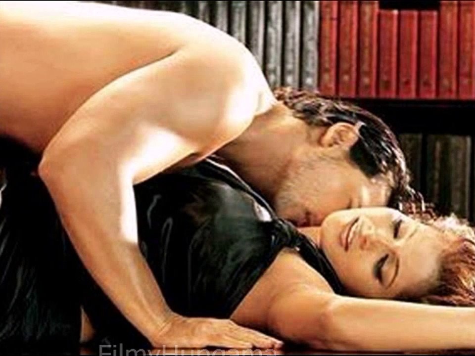 10 B Town Actresses in Love Making Scenes