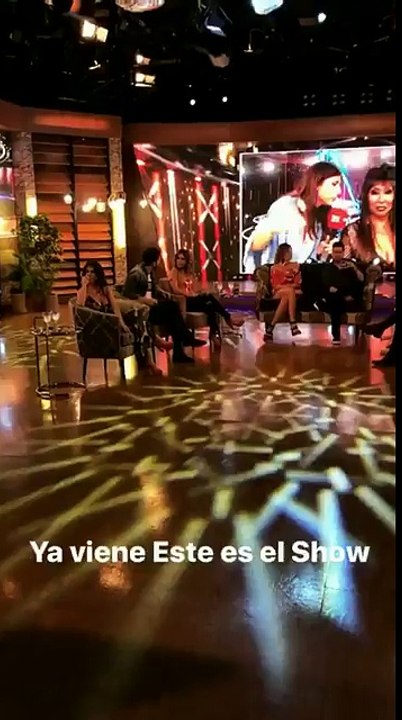 Paula en back EEES - 02 de Noviembre