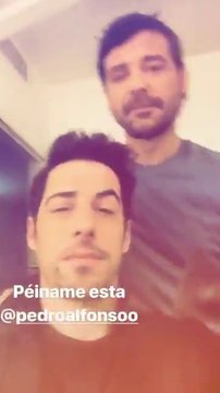 Pedro en back en Las Estrellas - 31 de Octubre