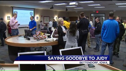 Iowa Police Department Surprises Retiring Longtime Officer With Typewriter
