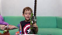 Minecraft Espada e Picareta Brinquedos Minecraft Sword in Real Life Toys Review Kids Video