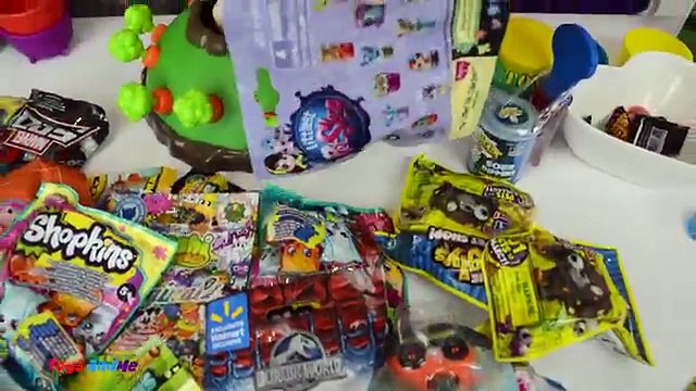 Bunny Jump Toy Challenge Game | Warheads & Toxic Waste Super Sour Candy | Toy Prizes