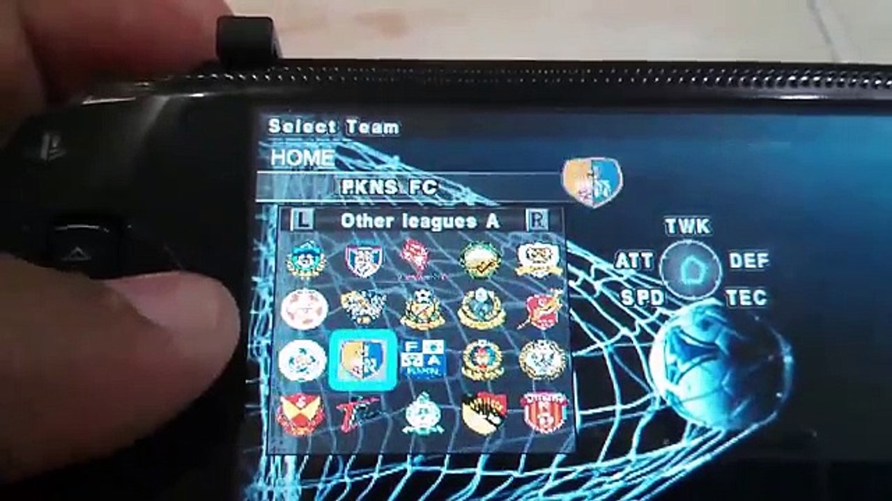 [BM] PES new [Patch Team Malaysia] Psp Review