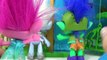 Dreamworks Trolls Movie Poppy, Branch & Guy Diamond Surprise Dig it for Gold and Diamonds in Water