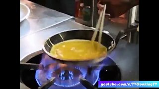 Amazing fried eggs skills