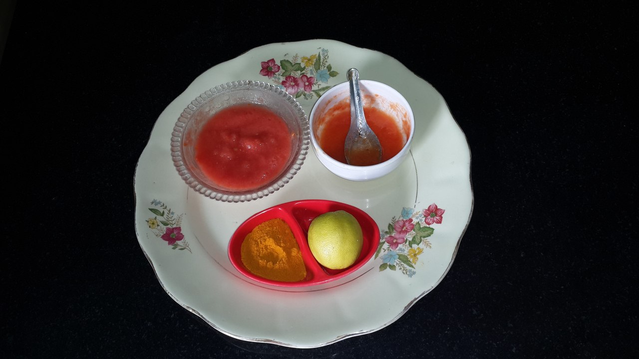 Best homemade skin whitening face packs Tomato & Lemon  with turmeric for glow and fair skin