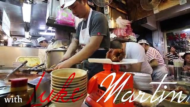 Most CHAOTIC Street Food in Taiwan: Miaokou Night Market | PIG FEET Street Food in Keelung, Taiwan