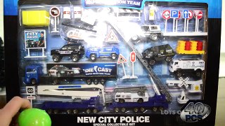 City Police Heroes 40 Piece Mini Die cast Kids Toy Vehicle Playlet Ambulance, Swat, Trucks