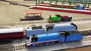 How To Control Multiple Trains with DC Wiring Thomas & Friends Layout