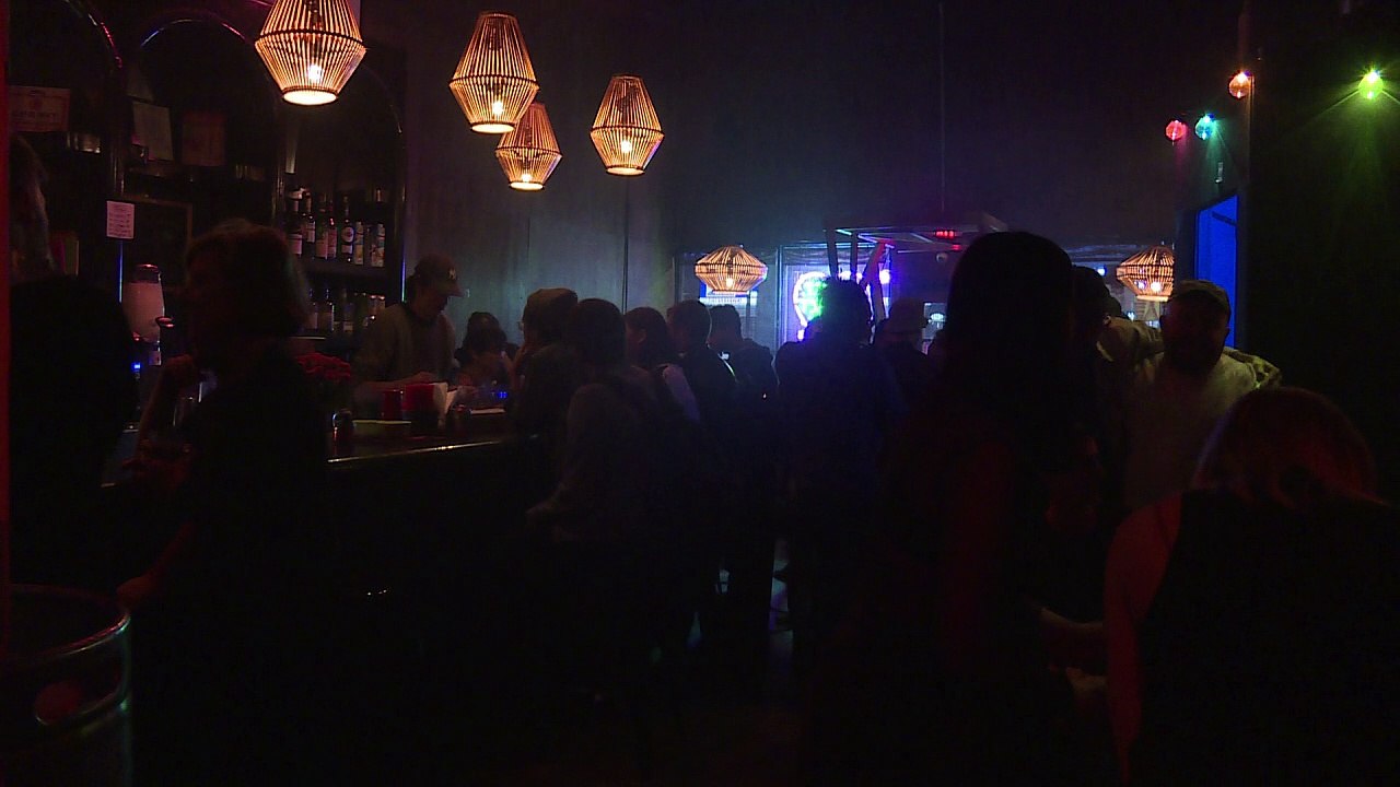 Tanzgesetz von 1926 nervt New Yorks Partyszene