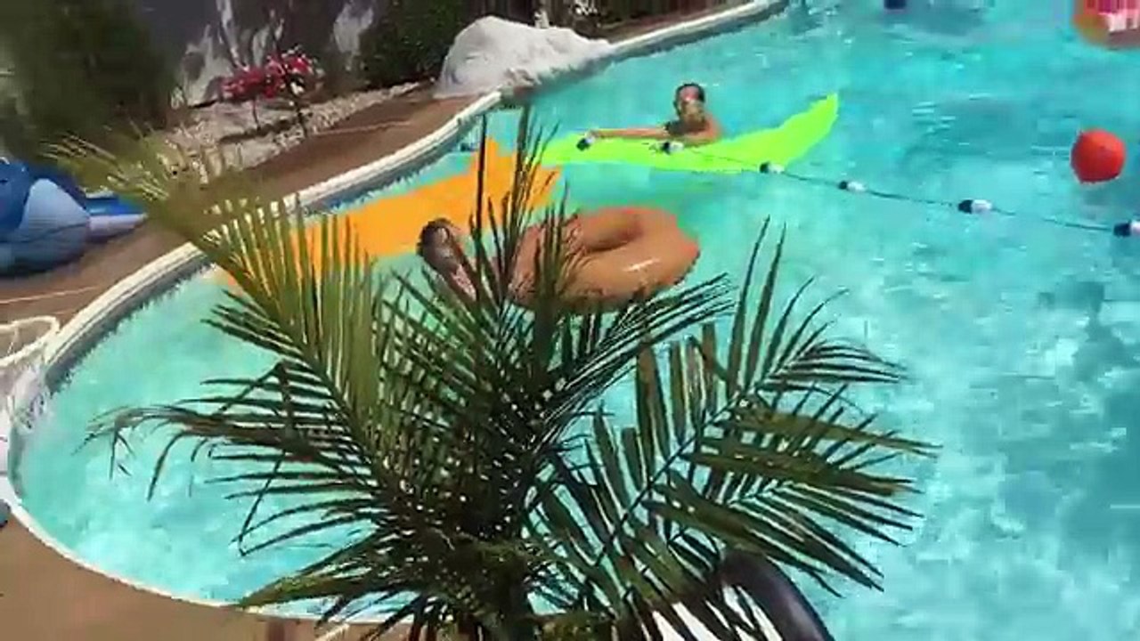 OUR CRAZY DAD MAKES GIANT WAVES IN POOL!
