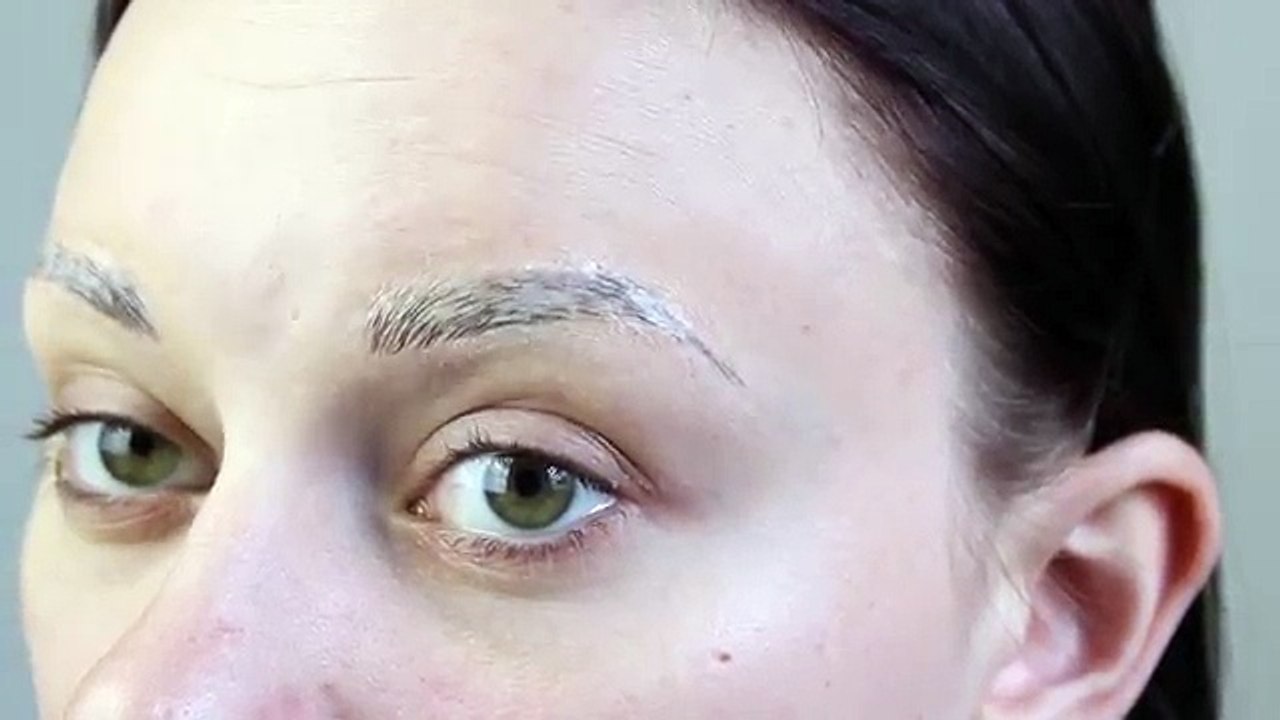 Cruella de Vil (101 Dalmatians) - Makeup Tutorial