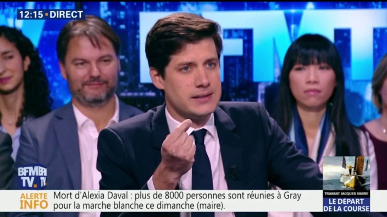 Logement: "Il faut construire plus et construire moins cher", déclare Denormandie