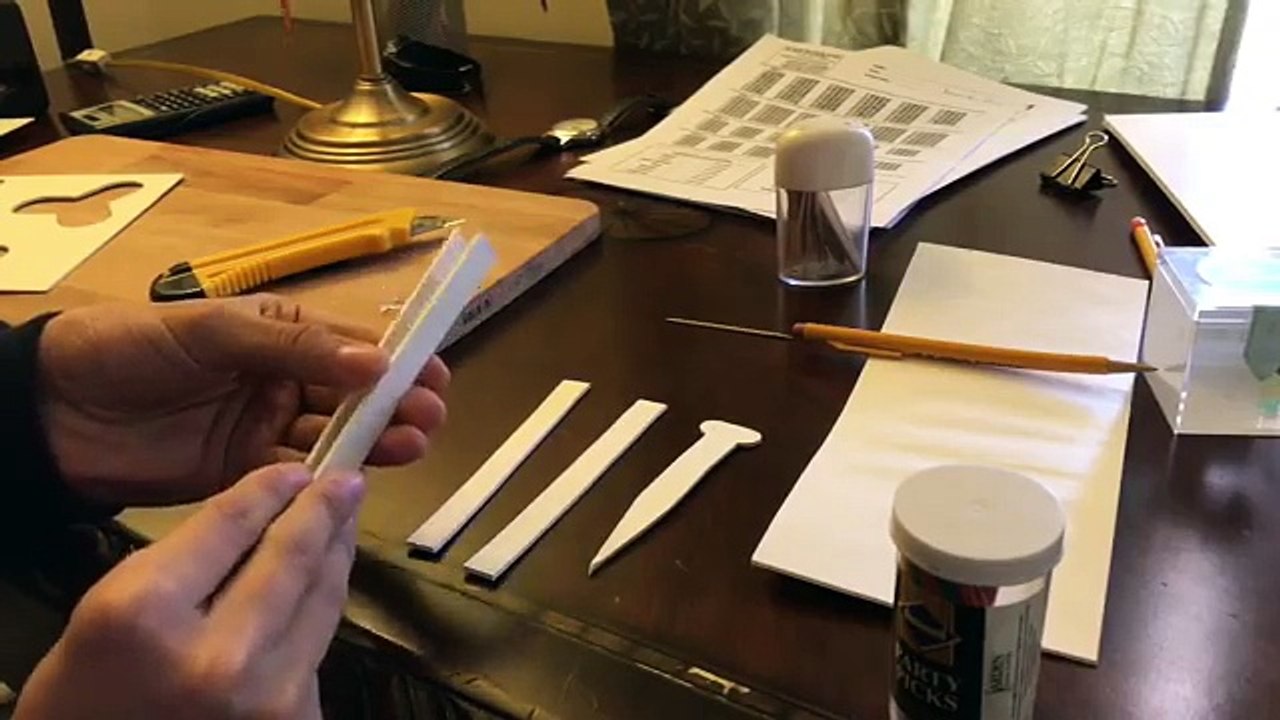 How To Make A Paper Butterfly Knife / Balisong (Simple Version)