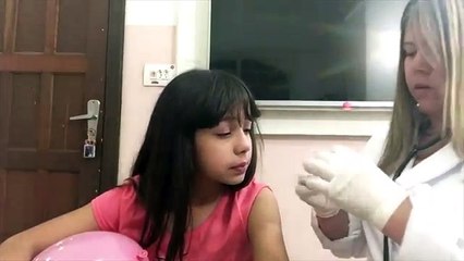 TOMANDO VACINA - VACINEI A DOUTORA