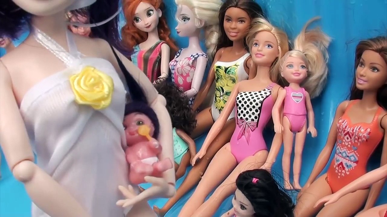 Elsa and Anna toddlers at Barbies pool party water splash and relax and swimming pool fun