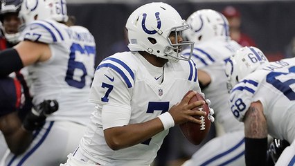 Jacoby Brissett scrambles up the field for a first down