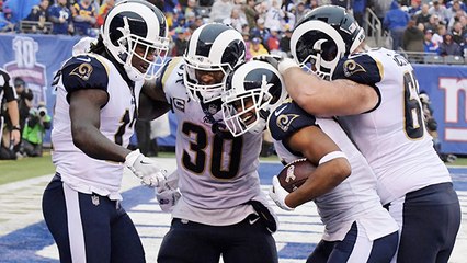 Goff bides his time, throws it to wide-open Woods for TD