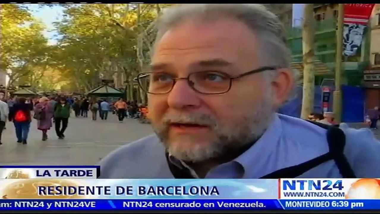 Carles Puigdemont y sus cuatro exconsejeros se presentan en una comisaría de Bruselas