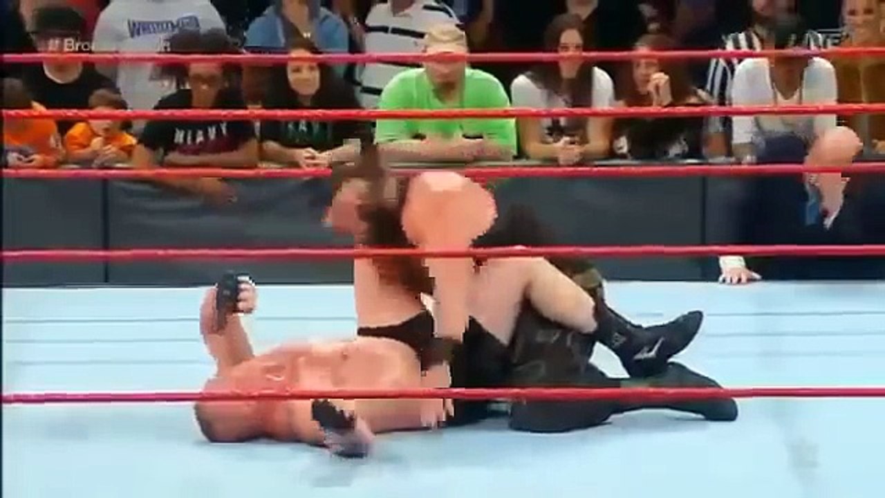 WWE Raw 3 november 2017 - Brock Lesnar Vs Braun Strowman Full Match HD ( Replay )