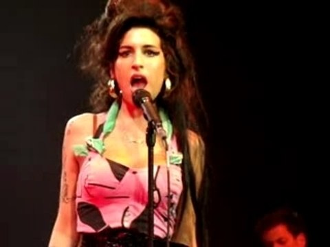 Amy Winehouse Paris Oct. 2007 Rehab