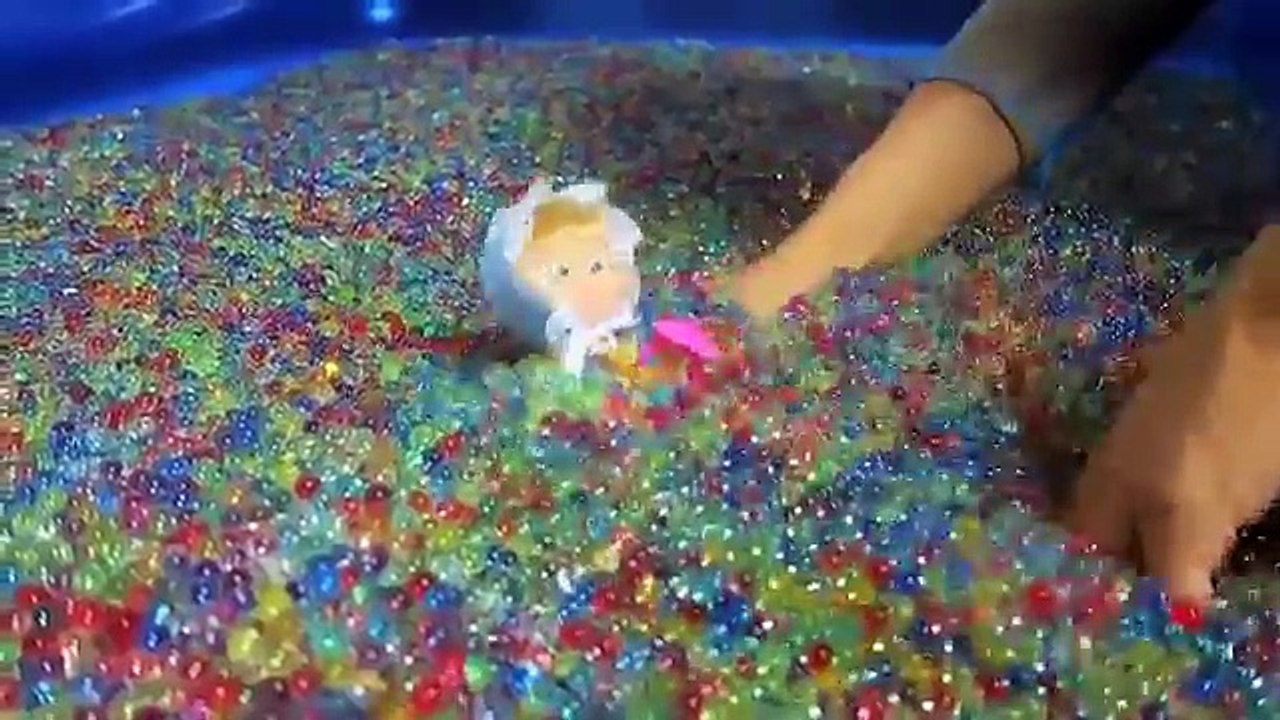 PREGNANT FROZEN ELSA vs SPIDERMAN DOCTOR vs MASHA Bad Baby w/ Joker Funny Superhero