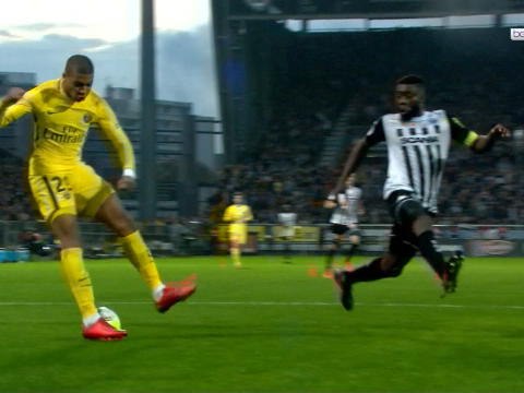 TOP 5 ASSISTS - Matchday 12