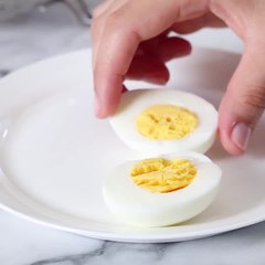Great for meal prep! How to Make Perfect (easy-to-peel) Soft Boiled or Hard Boiled Eggs in the Instant Pot!Print recipe -