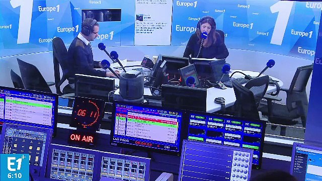 Le journal des sports - Nabil Fékir met le feu aux poudres dans le derby Saint-Etienne-Lyon