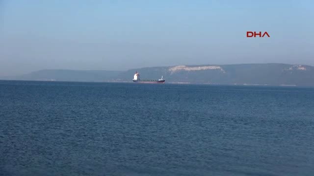 Çanakkale Boğazı'ndan Geçerken Makineleri Arızalandı