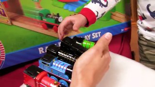 Thomas and Friends Play Table | Thomas Train and the Foam Motor Race with Brio and Imaginarium