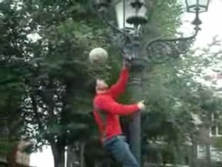 Football Freestyle   : Impressionant !!