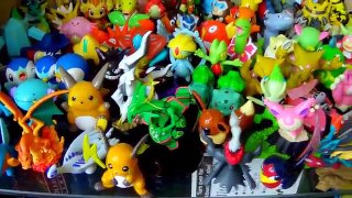 MES VITRINES POKÉMON ! Ma Collection de Boosters RARES, Figurines, Goodies, Peluches Pokémon ♡