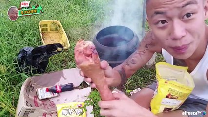 윽박::칠면조다리로 치킨을 만들어 볼게요. 닭다리의 4배 크기! (eugbak mukbang)