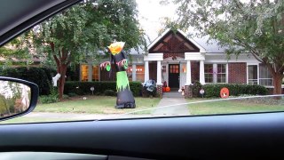 Halloween w USA #7: Przystrojone domy, rok new