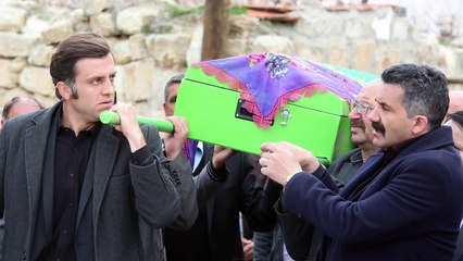 Aşk ve Mavi 22.Bölüm Fotoğraf Galerisi