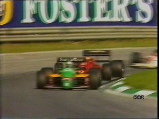 Download Video: Gran Premio d'Austria 1987: Sorpassi di Alboreto e Prost a T. Fabi e di Prost ad Alboreto